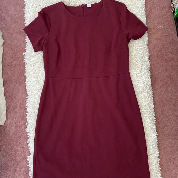 Old Navy Dresses & Skirts - Old Navy Burgundy Dress